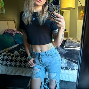 adidas Originals Treefoil Essentials Black Cropped Tee Women’s XS